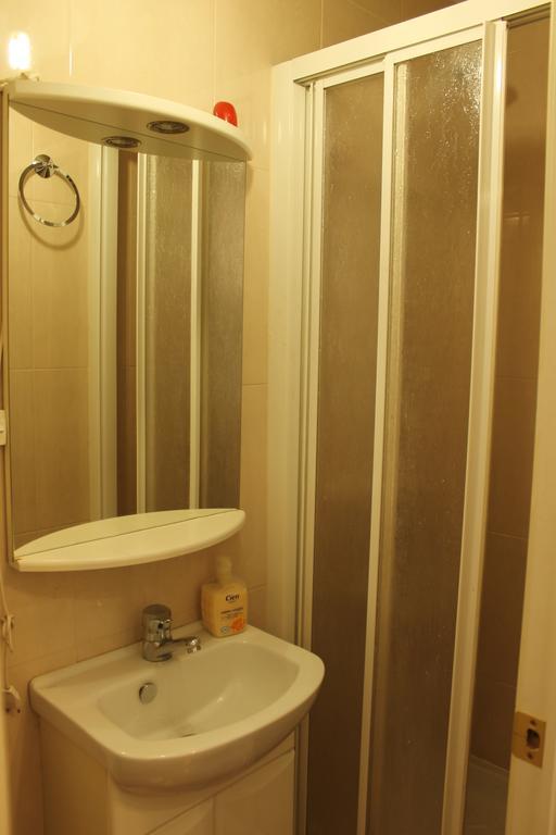 Hostal Graciela Madrid Eksteriør billede